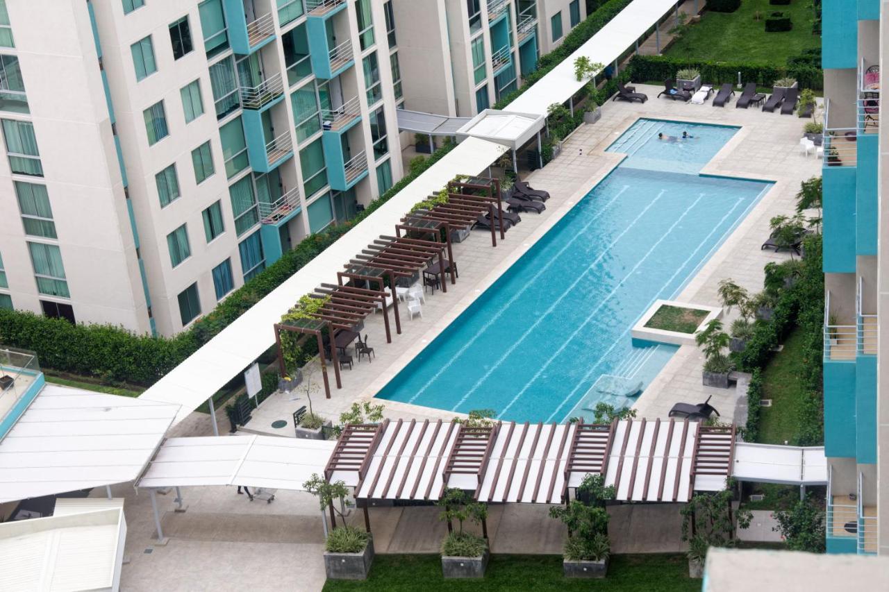 Lujoso condominio con lavadora y secadora, S. José San José Extérieur photo