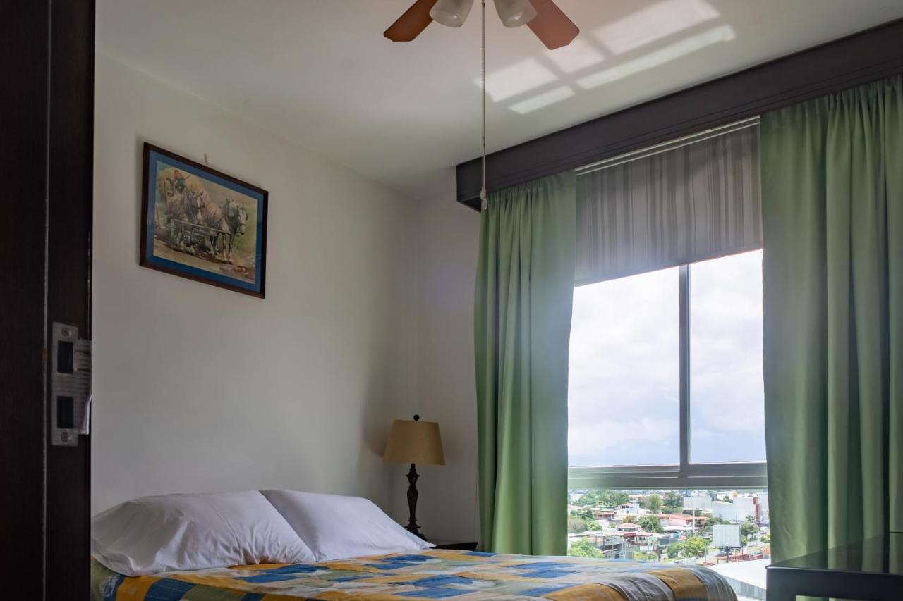 Lujoso condominio con lavadora y secadora, S. José San José Extérieur photo