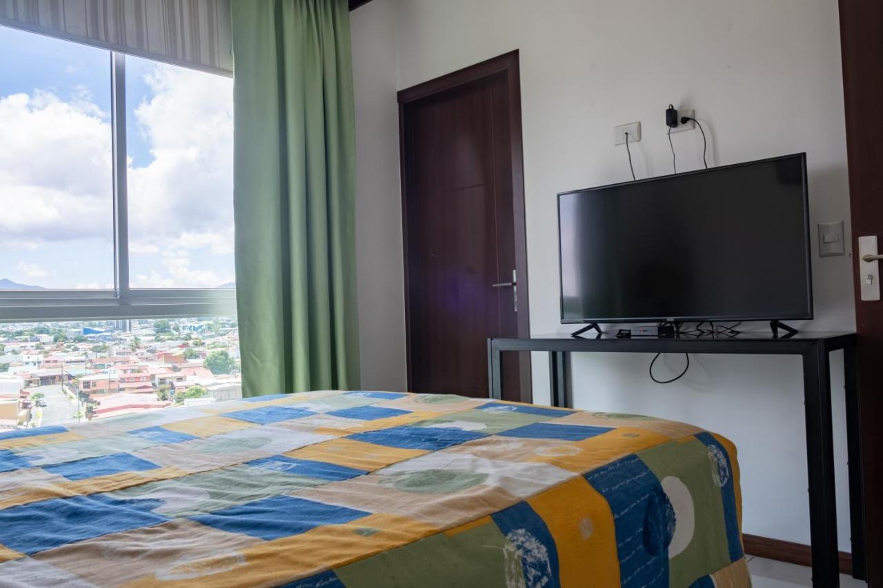 Lujoso condominio con lavadora y secadora, S. José San José Extérieur photo