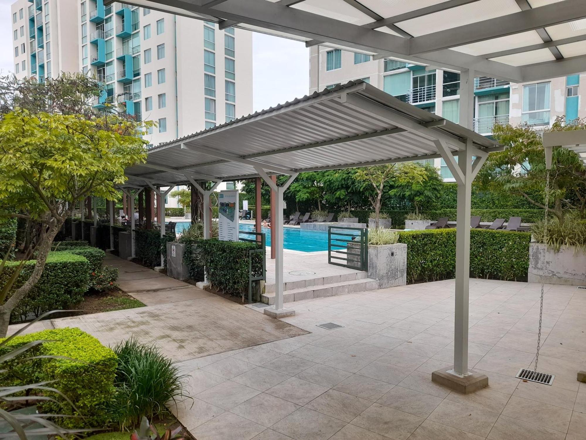 Lujoso condominio con lavadora y secadora, S. José San José Extérieur photo