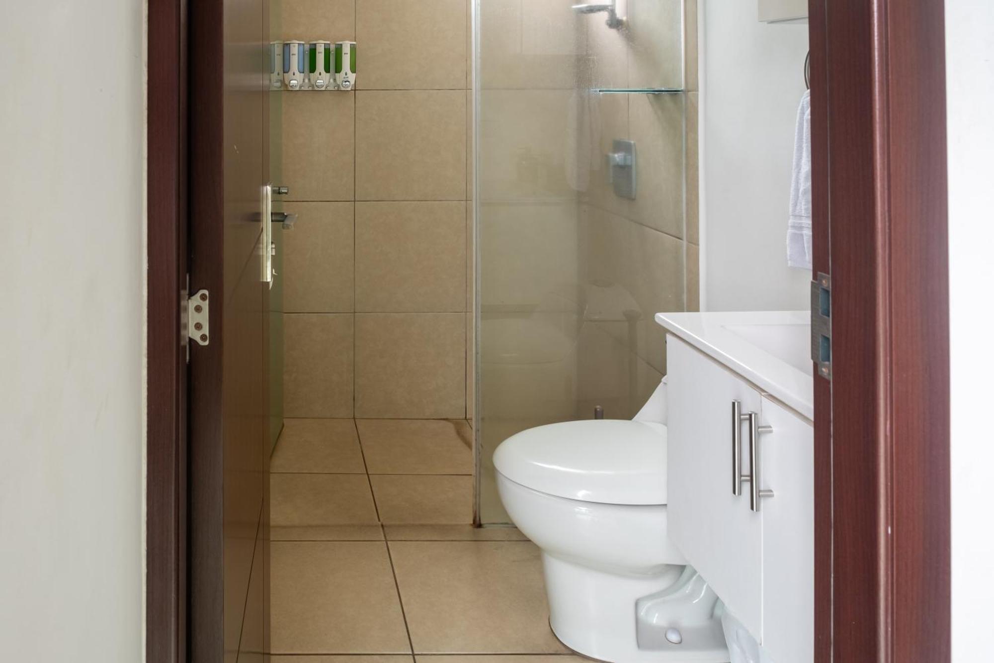Lujoso condominio con lavadora y secadora, S. José San José Extérieur photo