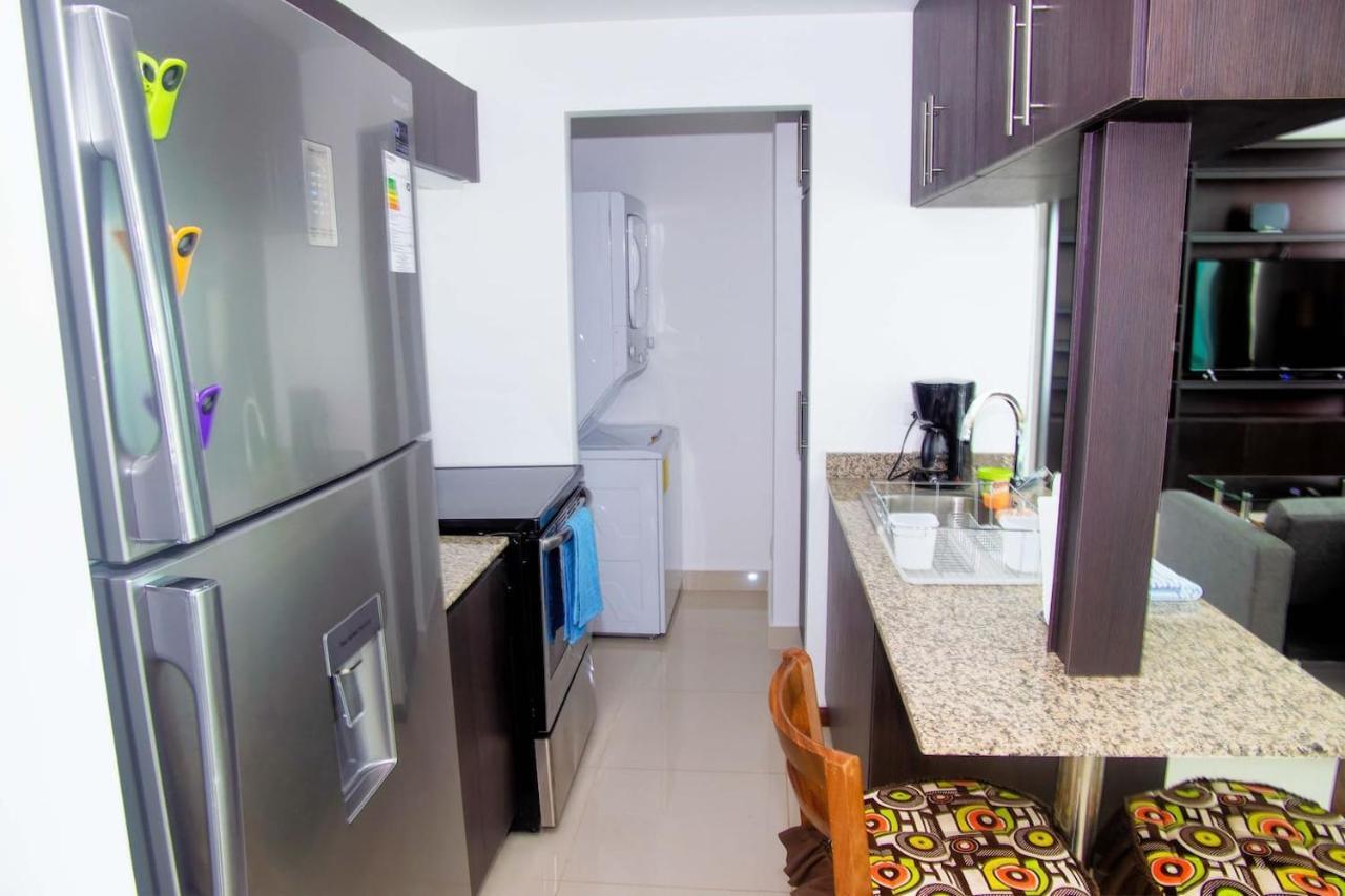 Lujoso condominio con lavadora y secadora, S. José San José Extérieur photo